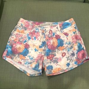 Zara floral print shorts. Size 4.
